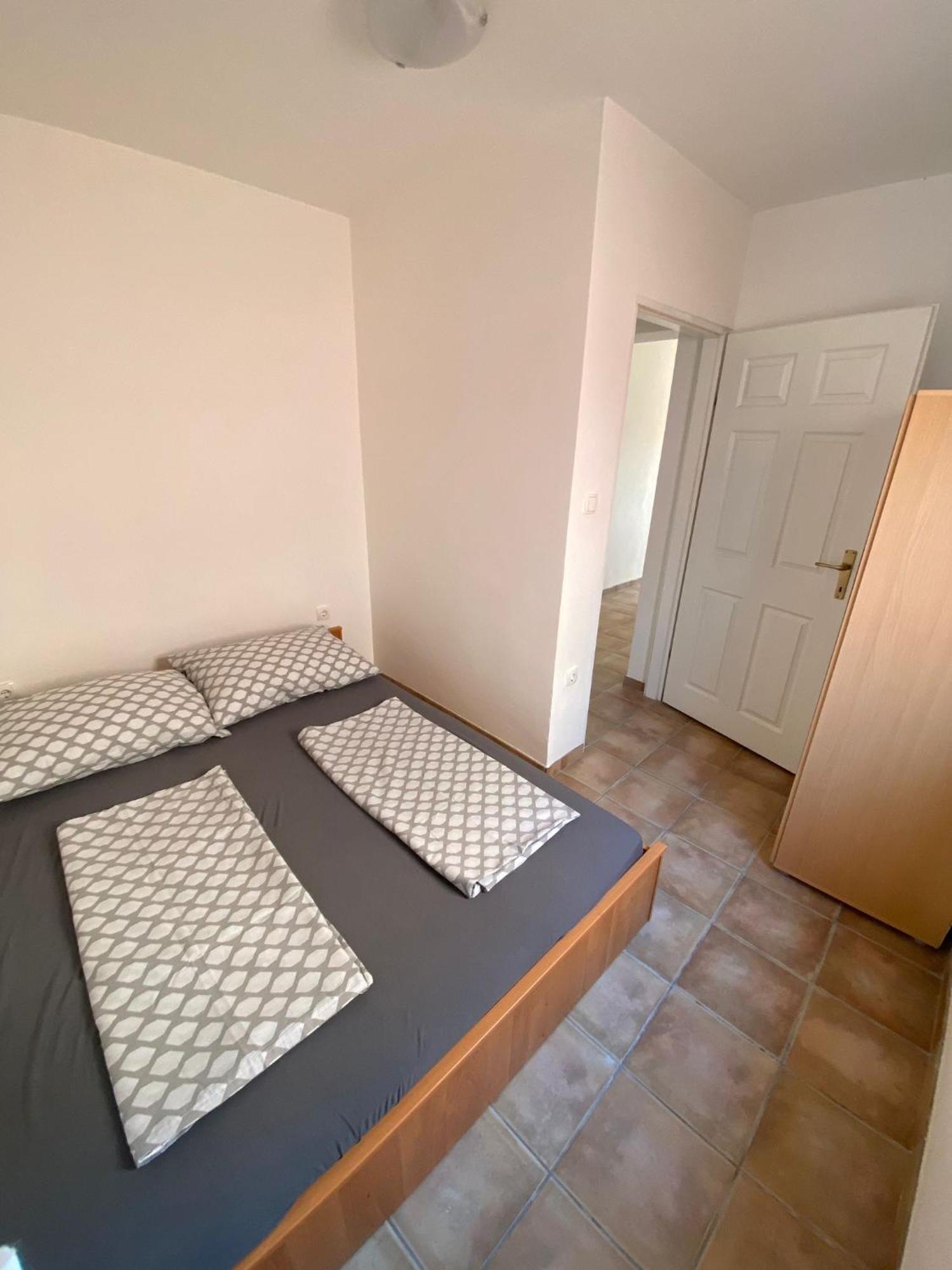Apartments Dalmatia Sveti Petar  Zimmer foto